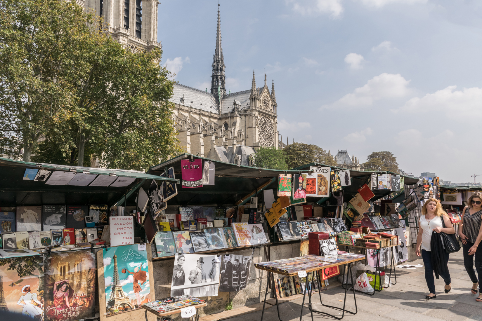 The Bouquinistes, booksellers, of Paris