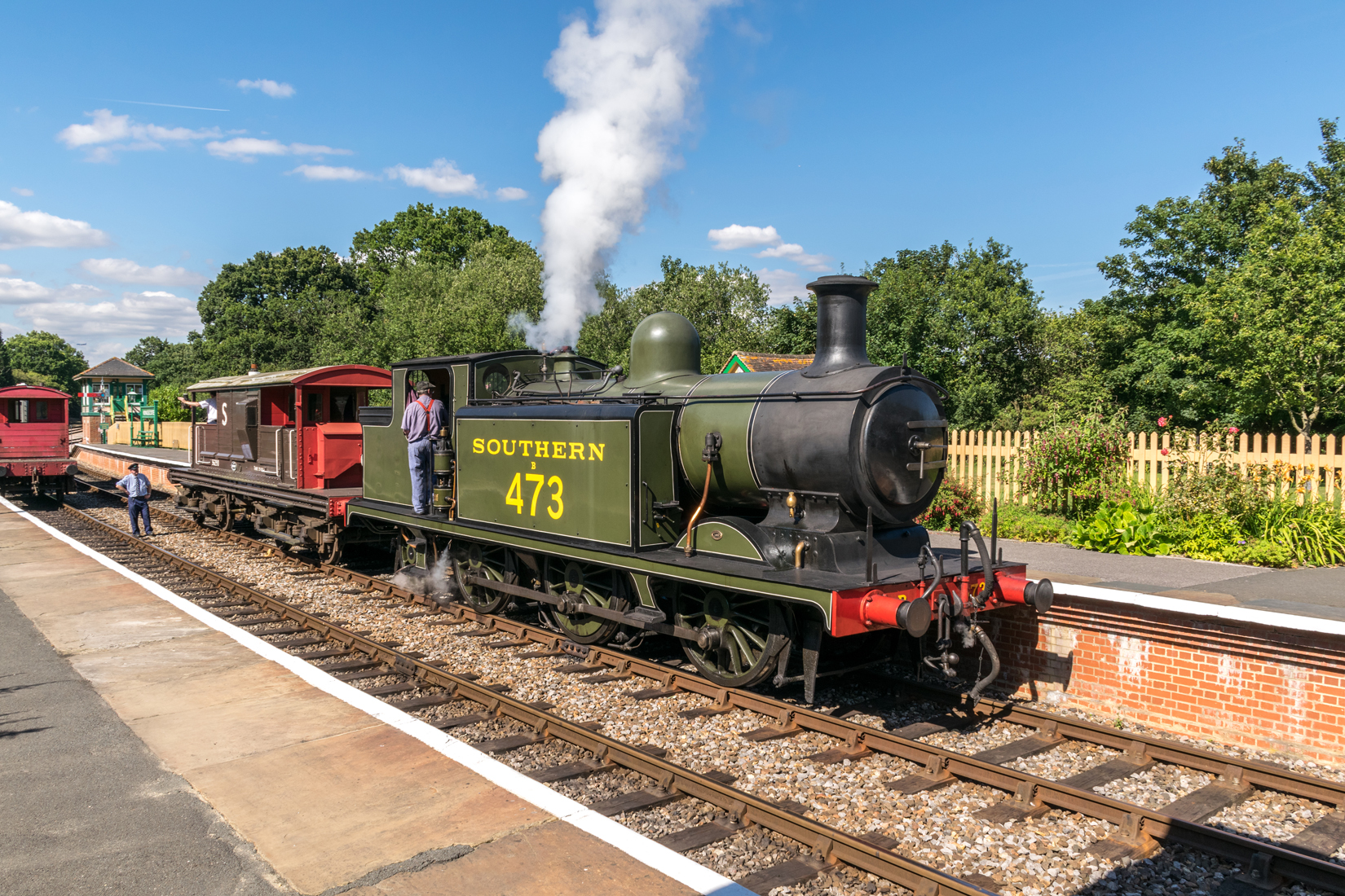 B473 completes the first part of its shunting activities to reconfigure the goods train at Kingscote